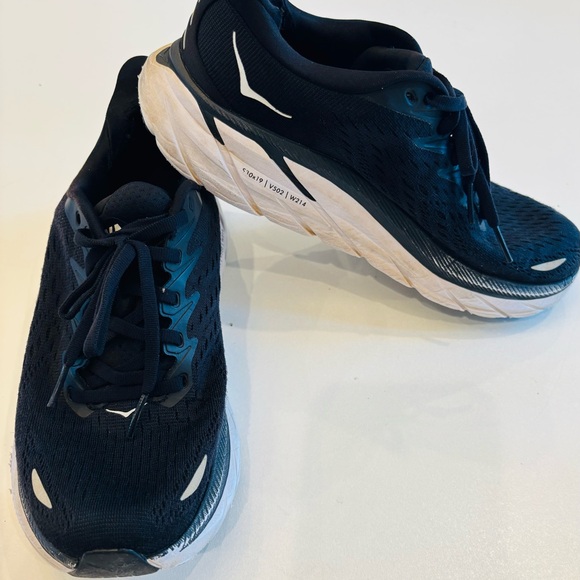 Hoka Clifton 8 Black and White Athletic Sneakers size 6.5 - Picture 3 of 12